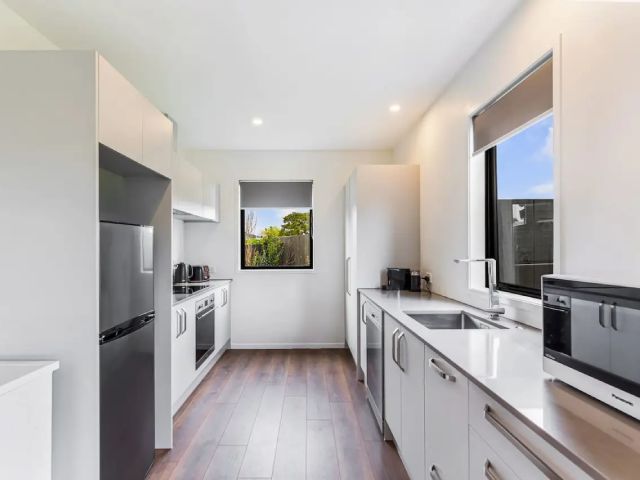 Mangere Property - kitchen