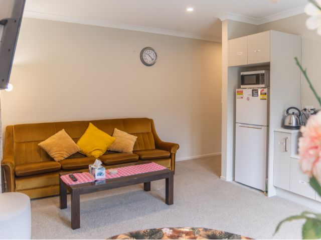 Pukekohe Property - living area