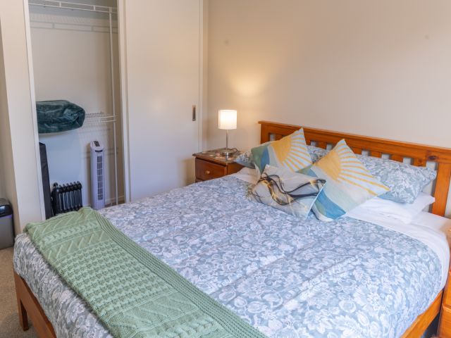 Pukekohe Property - queen-size bed